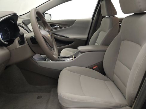 Used 2022 Chevrolet Malibu LS FWD image 17