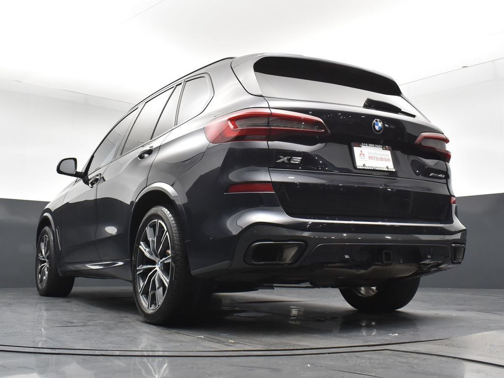 Used 2023 BMW X5 xDrive40i w/ M Sport Package AWD/4WD image 21