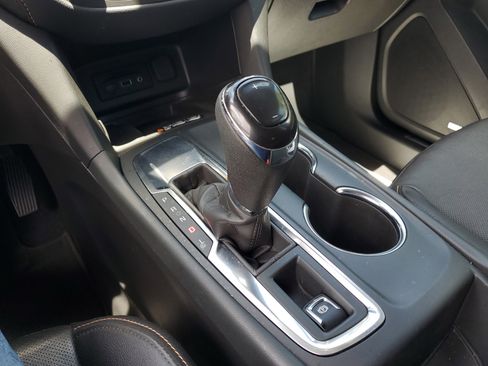 Used 2021 Chevrolet Equinox Premier image 27