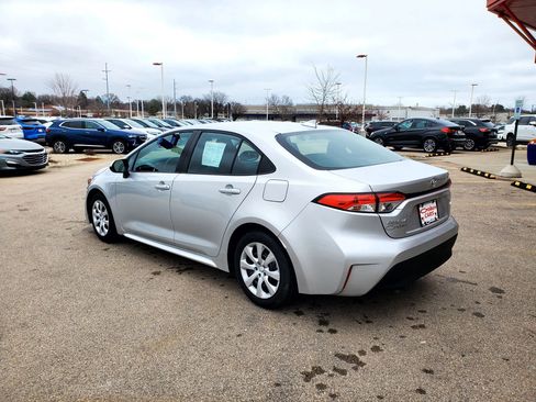 Used 2024 Toyota Corolla LE image 7