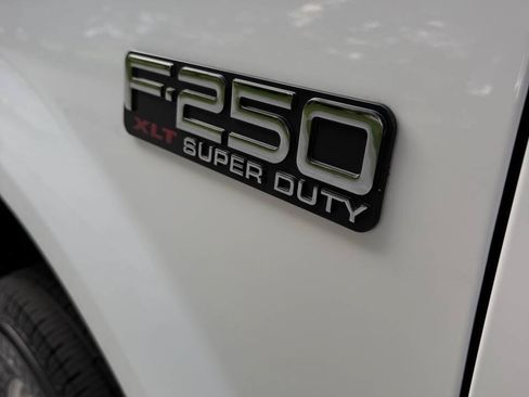 Used 2001 Ford F250 XLT AWD/4WD image 22