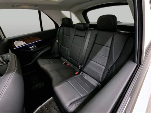 Used 2026 Mercedes-Benz GLE 450e 4MATIC image 21