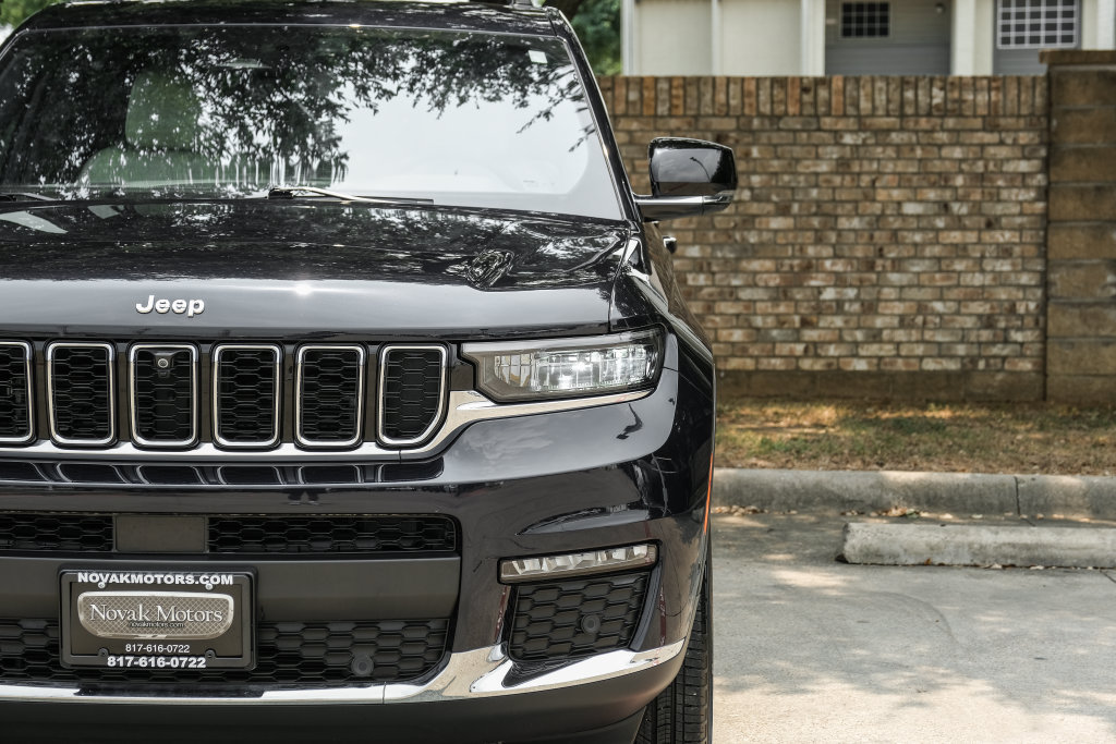 Used 2023 Jeep Grand Cherokee L Limited w/ Luxury Tech Group II AWD/4WD image 64