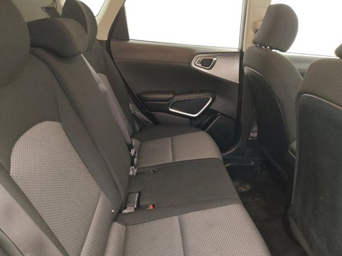 Used 2020 Kia Soul LX FWD image 19