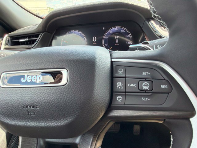 New 2026 Jeep Grand Cherokee Altitude AWD/4WD image 22