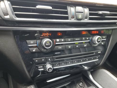 Used 2018 BMW X6 sDrive35i RWD image 22