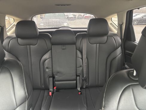 Used 2024 Genesis GV80 2.5T image 40