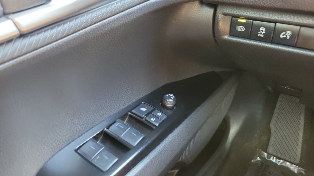 Used 2025 Toyota Camry SE w/ Multimedia Upgrade Package FWD image 19