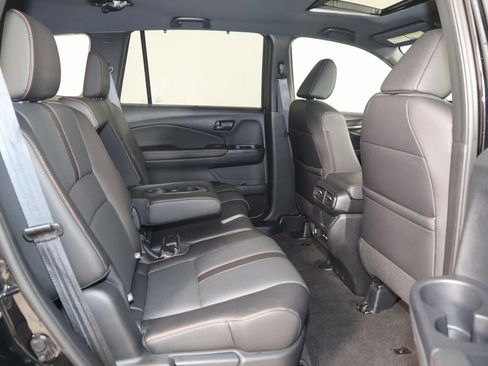 Used 2024 Honda Passport TrailSport image 14