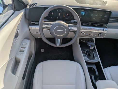 New 2026 Hyundai Kona SE FWD image 16