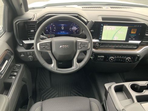 New 2026 Chevrolet Silverado 1500 RST w/ Z71 Off-Road Package AWD/4WD image 23