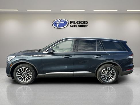 Certified 2022 Lincoln Aviator Reserve w/ Equipment Group 201A image 4