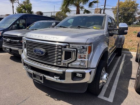 Used 2022 Ford F450 Lariat w/ Lariat Ultimate Package AWD/4WD image 3