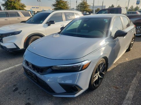 Used 2024 Honda Civic Sport image 2