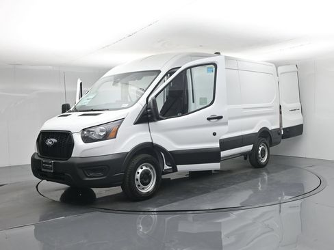 New 2026 Ford Transit 250 148 Medium Roof w/ Load Area Protection Package RWD image 28