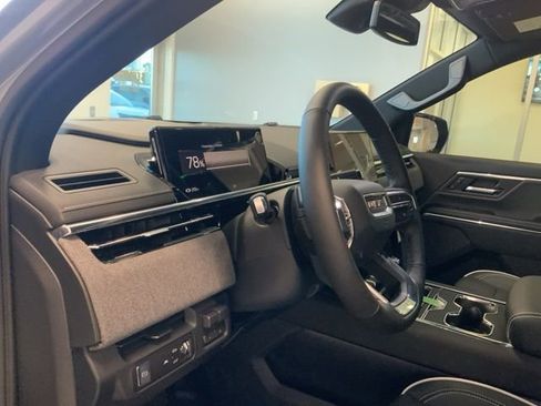 New 2026 GMC Sierra EV Elevation image 19