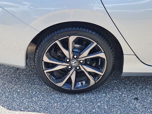 Certified 2019 Honda Civic Sport image 4