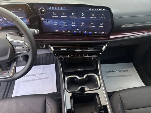 New 2026 Chevrolet Traverse Z71 w/ Driver Confidence Package image 18