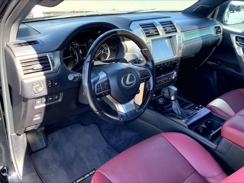 Used 2021 Lexus GX 460 Premium w/ Premium Package image 18