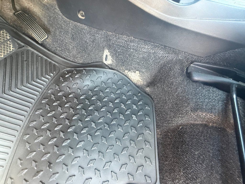 Used 2013 Honda Fit image 25