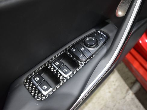 Used 2018 Kia Stinger GT2 image 18