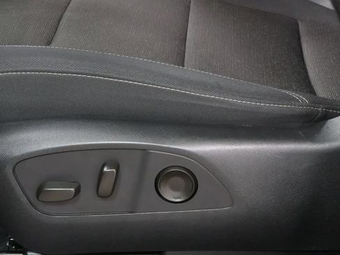 Used 2024 Chevrolet Traverse LT AWD/4WD image 20
