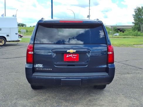 Used 2018 Chevrolet Suburban LT AWD/4WD image 4