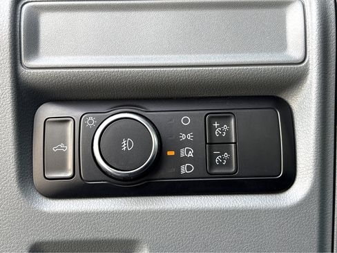 Used 2023 Ford F150 XLT image 13