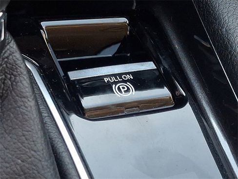 Used 2022 Jeep Compass Latitude image 21