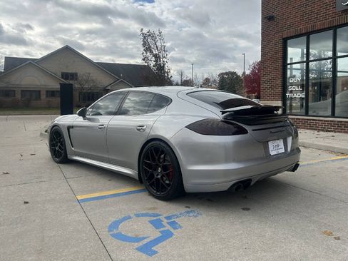 Used 2013 Porsche Panamera image 9