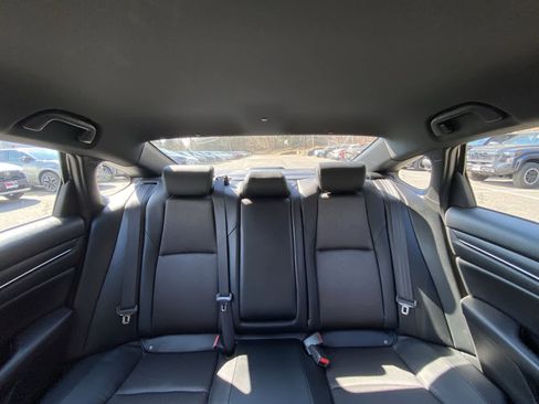 Used 2018 Honda Accord Sport image 24