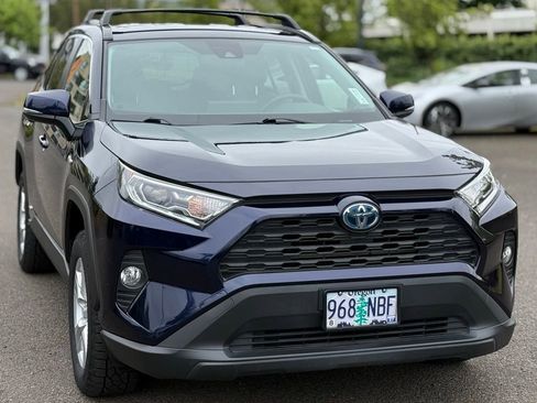 Certified 2021 Toyota RAV4 XLE AWD/4WD image 7