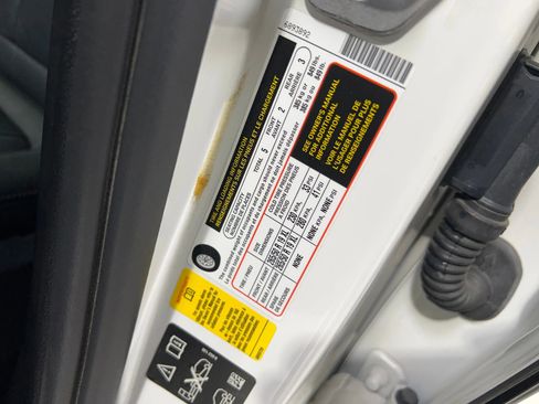 Used 2019 BMW X5 xDrive40i w/ Premium Package image 48