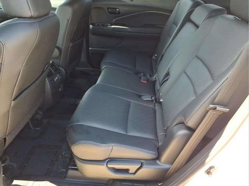 Used 2023 Honda Passport Elite image 13
