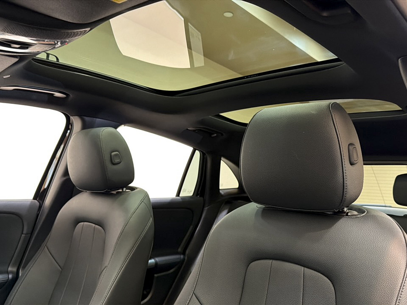Certified 2026 Mercedes-Benz GLA 250 image 10