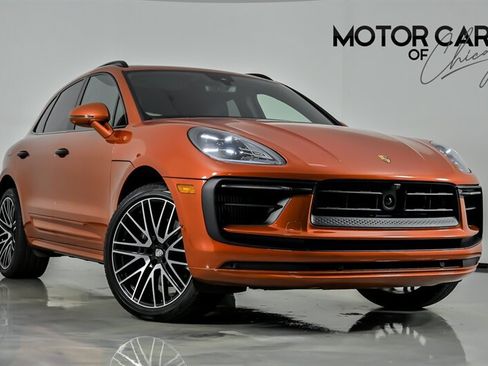 Used 2023 Porsche Macan S AWD/4WD image 1