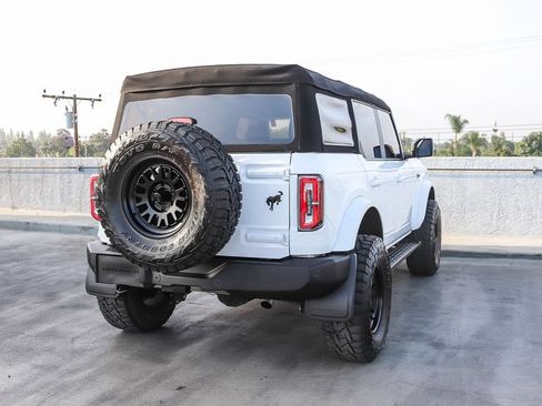 Used 2024 Ford Bronco Outer Banks AWD/4WD image 9
