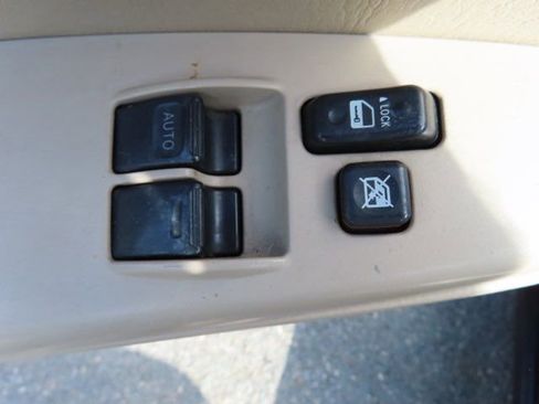Used 2008 Toyota Solara SLE FWD image 20