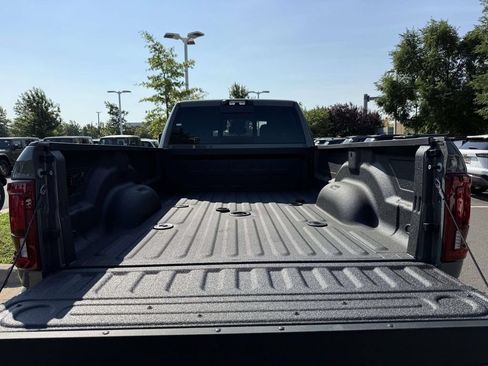 New 2026 RAM 3500 Big Horn AWD/4WD image 33