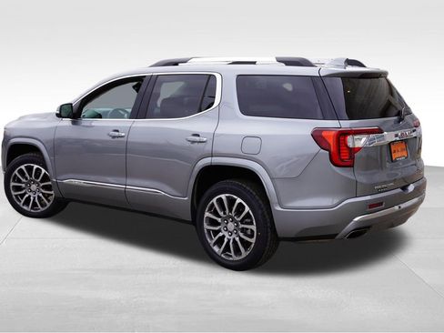 Certified 2023 GMC Acadia Denali w/ Denali Ultimate Package image 8