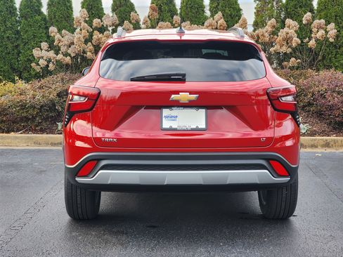 New 2026 Chevrolet Trax LT w/ LT Convenience Package image 7
