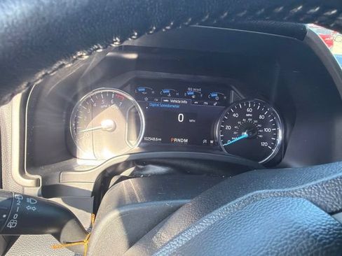 Used 2020 Ford Expedition XLT w/ Equipment Group 202A AWD/4WD image 40