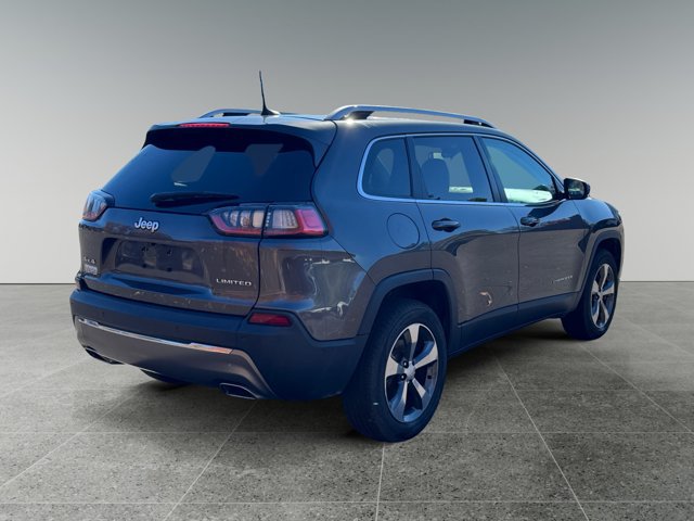 Used 2020 Jeep Cherokee Limited w/ Technology Group AWD/4WD image 5