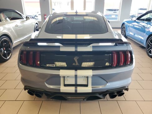 Used 2022 Ford Mustang Shelby GT500 RWD image 5