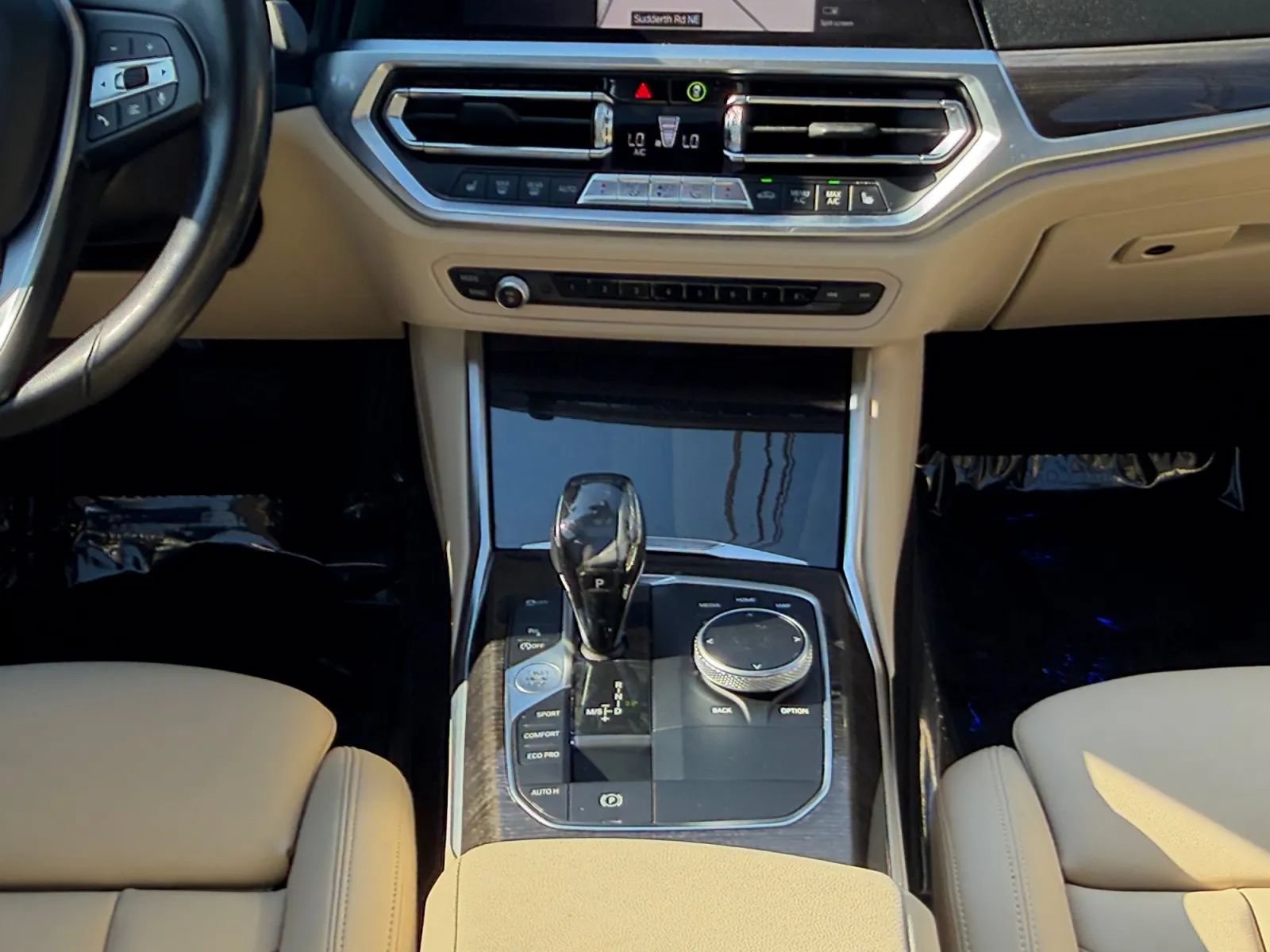 Used 2019 BMW 330i xDrive Sedan w/ Driving Assistance Package AWD/4WD image 18