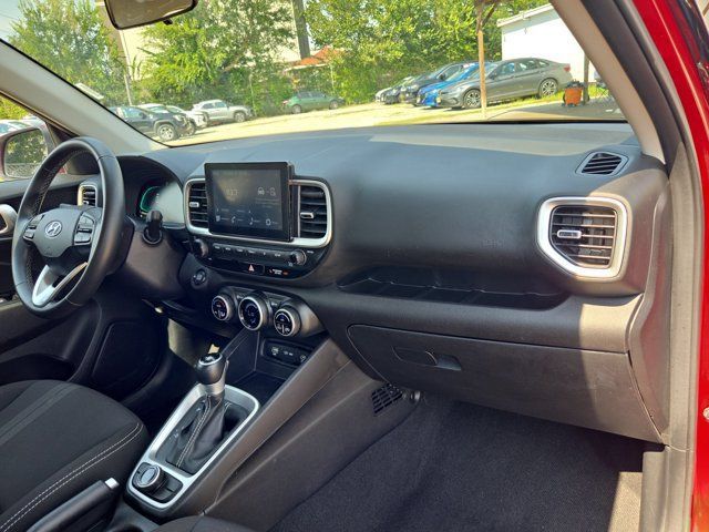 Used 2025 Hyundai Venue SEL FWD image 30