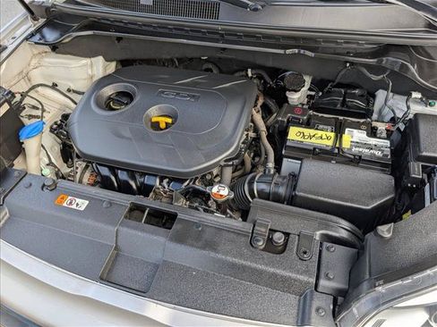 Used 2016 Kia Soul + FWD image 20