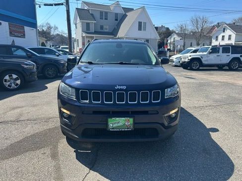 Used 2020 Jeep Compass Latitude AWD/4WD image 3