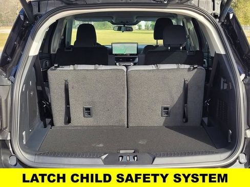 New 2026 Ford Explorer Active image 9