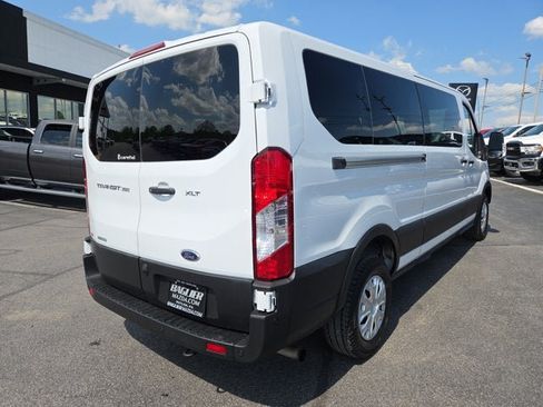 Used 2023 Ford Transit 350 XLT RWD image 5